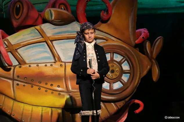 presentacion infantil falla baix la mar cesc llacer