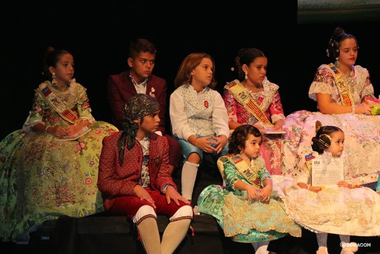 Presentación Infantil Falla Baix La Mar - Comisión Infantil 4