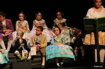 Presentación Infantil Falla Baix La Mar – Comisión Infantil 7