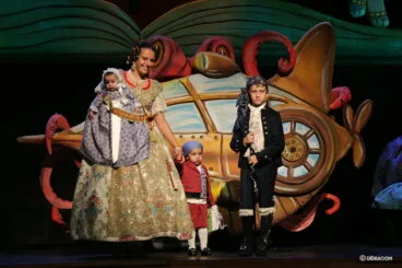 Presentación Infantil Falla Baix La Mar Presidente y Comisión Infantil 11