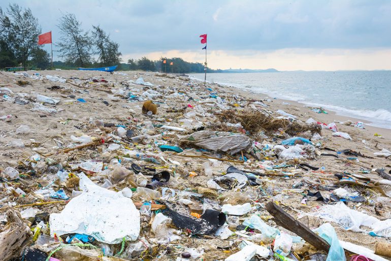 Besoin de recyclage du plastique pour les plages - Almudena Seguros Dénia Benidorm Altea