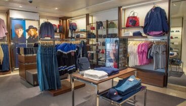 Tienda en el interior del barco Costa Fortuna – Falken Tours