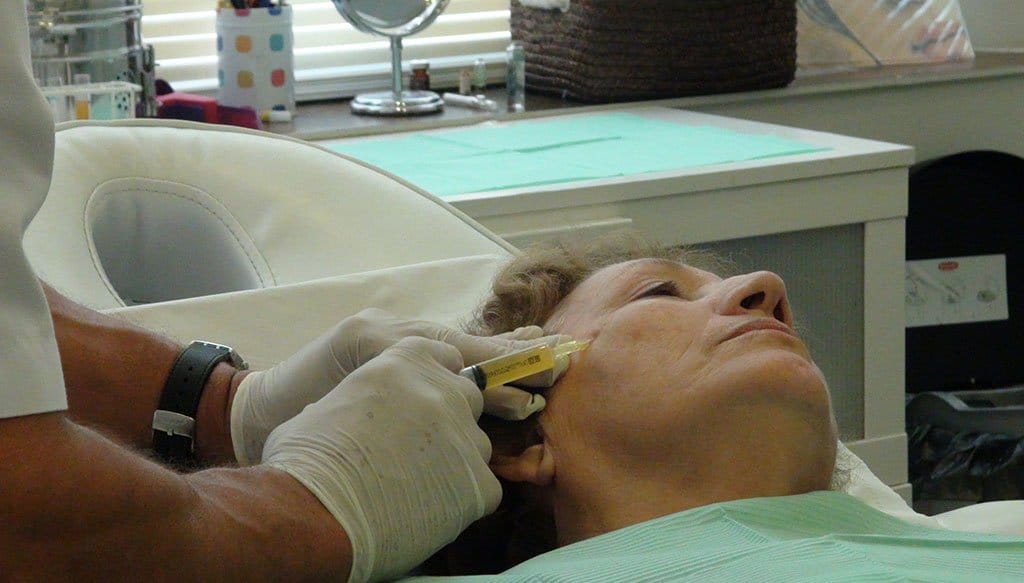 Imagen: Tratamiento de plasma rico en plaquetas - Policlínica Cume