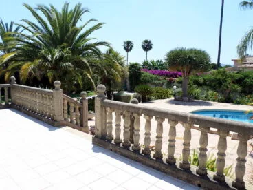 Chalet con piscina en venta en el Montgó – Promociones Denia, S.L.