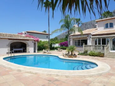 villa promociones denia