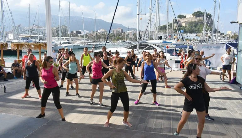 Clase de zumba solidaria