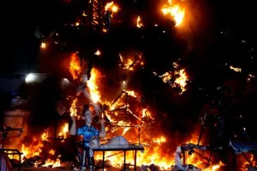 Cremà de la falla Darrere del Castell de 2022