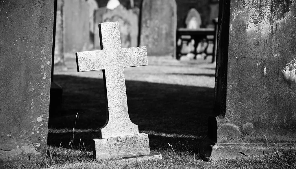 Nuestros pueblos también tienen sus monstruos 2 Imagen: fey-marin-KnVwCMg3GbA-unsplash