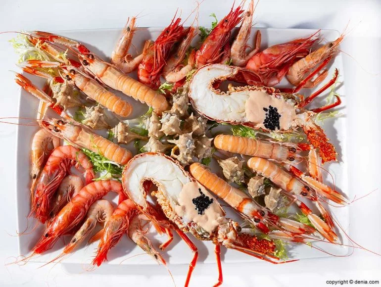 Eat good seafood in Dénia - Mena Restaurant