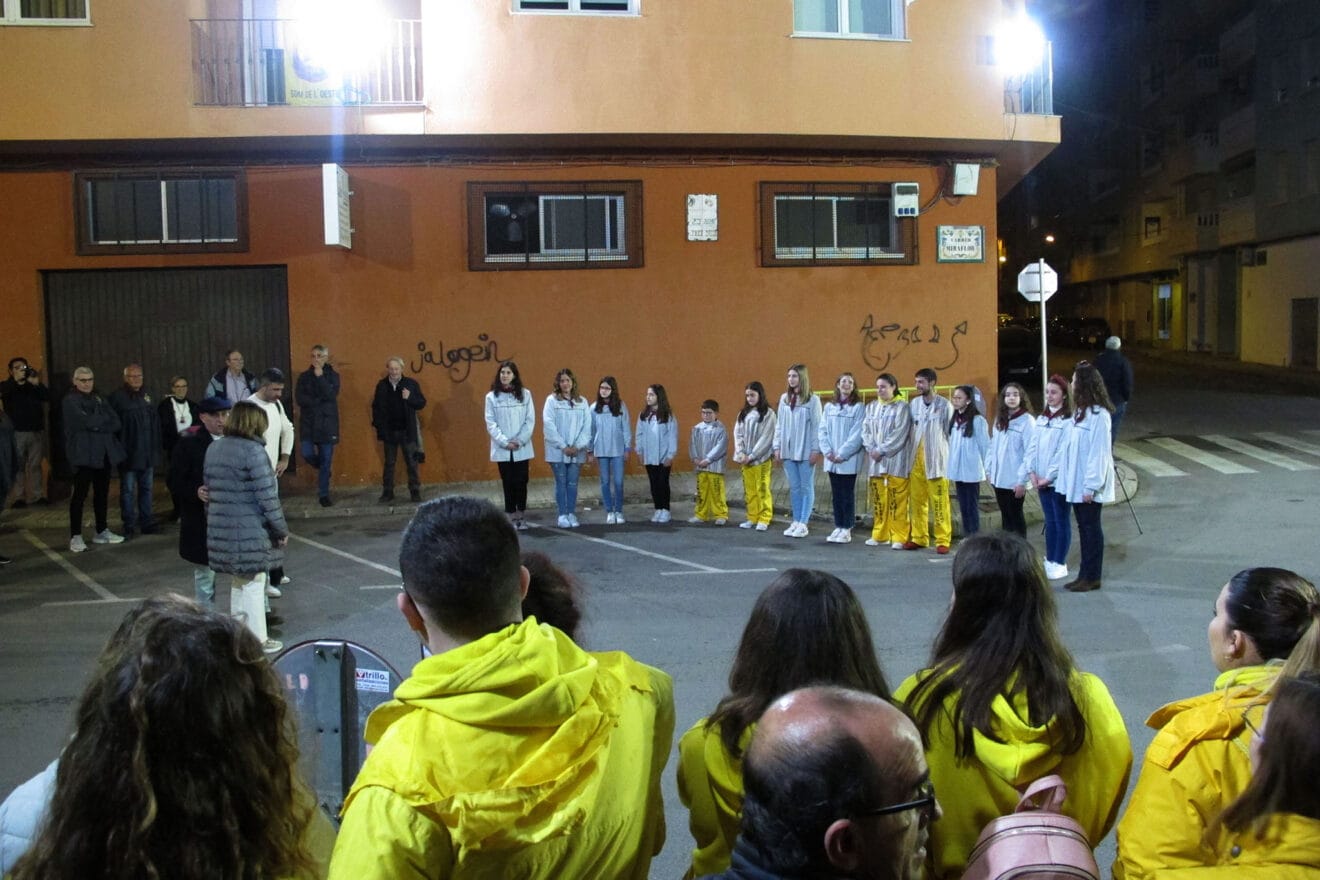 Nit d'Albades en la falla Darrere del Castell