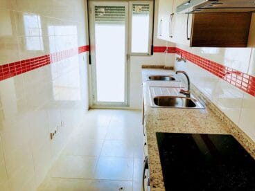 Cocina independiente en un piso de dos dormitorios a la venta en Ondara –  Mare Nostrum Inmobiliaria
