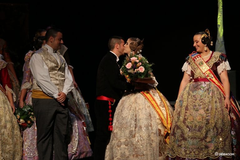 Presentación Falla Diana 37