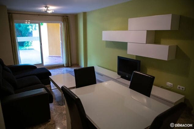 Increíble apartamento con una gran terraza a la venta con Casas Singulares 6 salon apartamento javea casas singulares 1