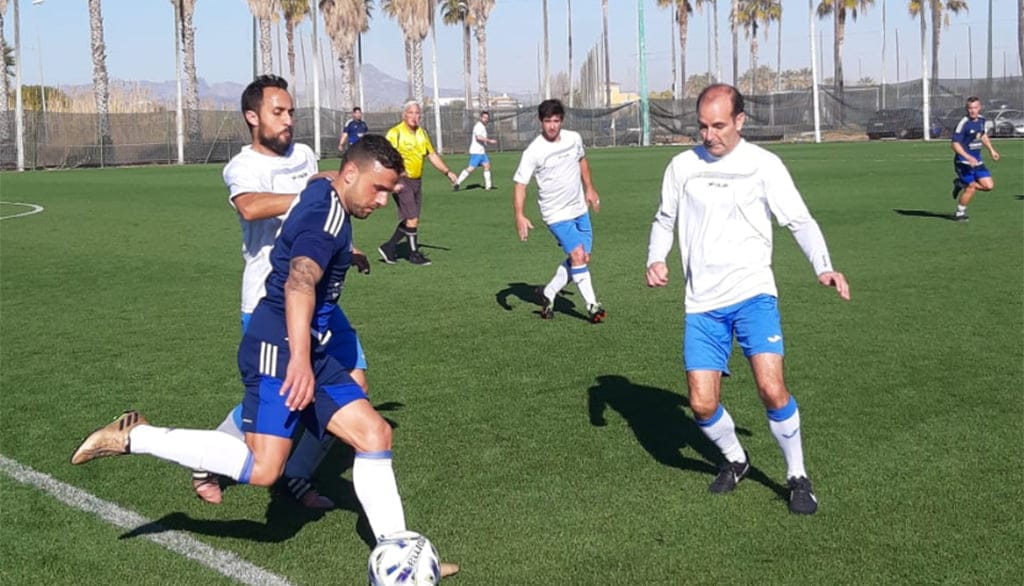 Kamarca Dénia se tuvo que emplear a fondo para doblegar al Basta! Aceite 1 Imagen: Uno de los partidos del Karmarca Dénia