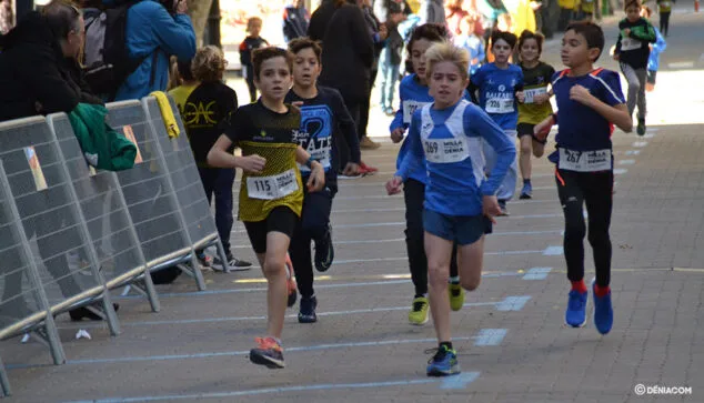 Miquel Piera del CA Baleària Diànium fue el mejor en la ‘II Milla Urbana de Dénia’ 10 benjamines corriendo