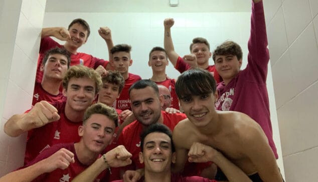 celebracion del triunfo de los juveniles del paidos f fernandez luna