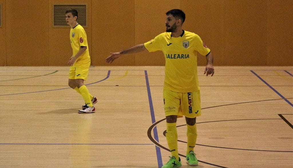 Imagen: David Jaén durante el choque ante al CN Sabadell