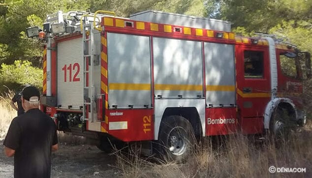 imagen de archivo de camion de bomberos en xabia