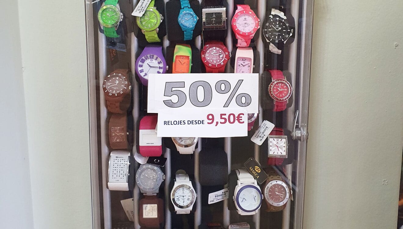 Relojes al 50% de descuento - La Joia