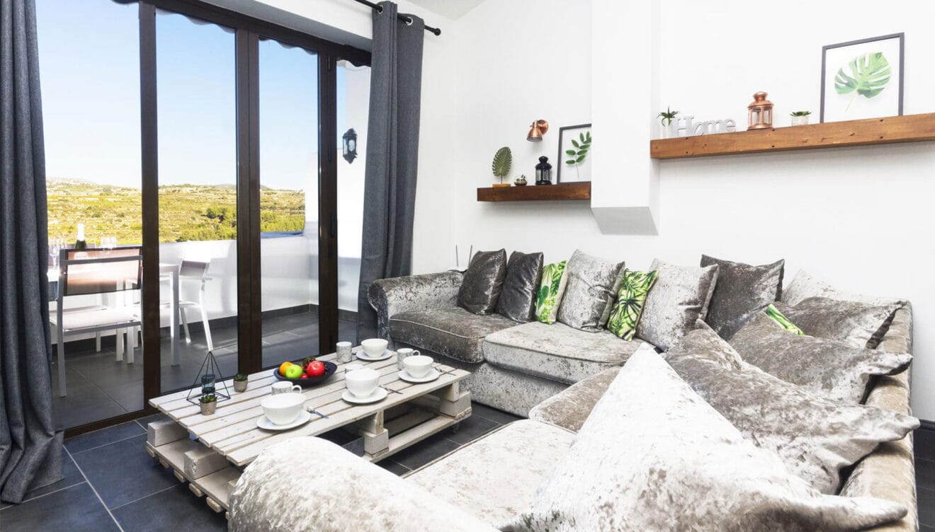 Salón de un apartamento de vacaciones en Moraira - Aguila Rent a Villa