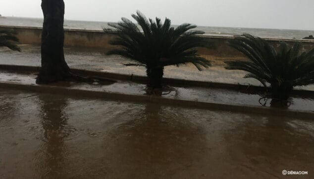 calles de denia tras las primeras lluvias de diciembre 88