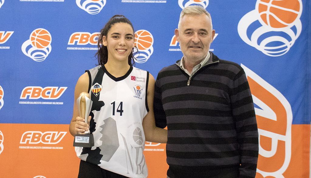 Claudia Miranda MVP de la final