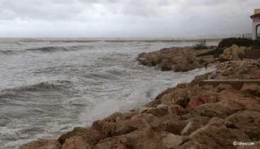 El mar vuelve a castigar a Les Deveses 05