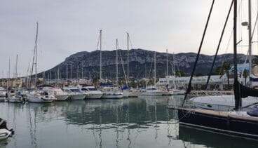 el montgo desde el puerto nautico
