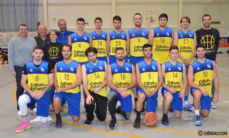 Equipo senior del Dénia Básquet Club