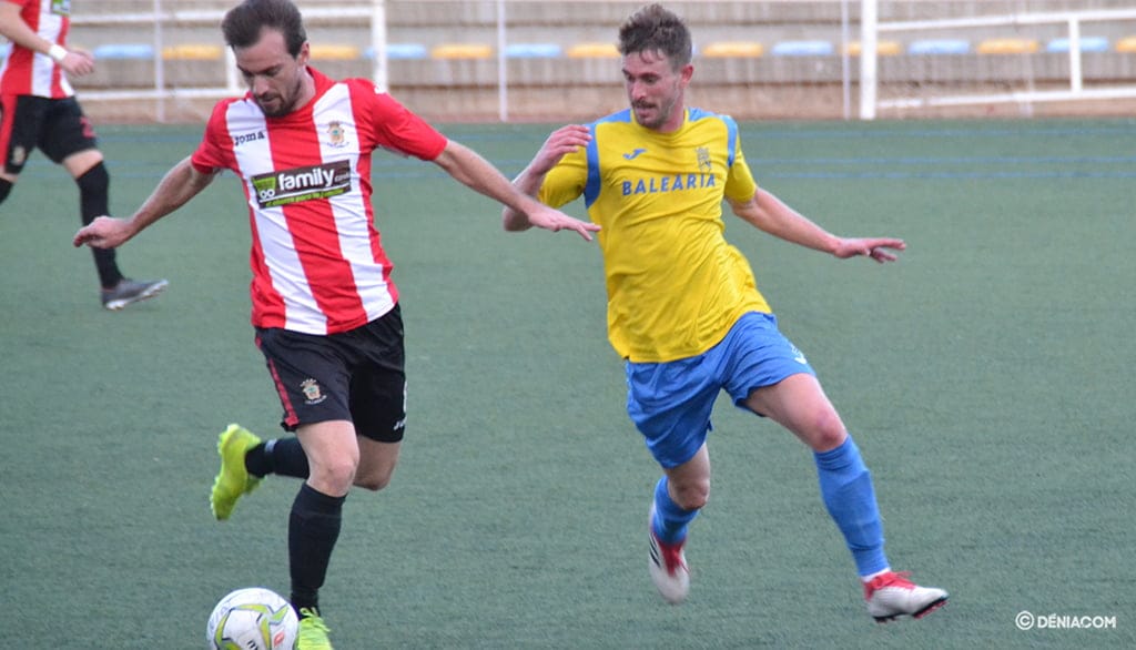 Imagen: Jordi pugnando por un balón