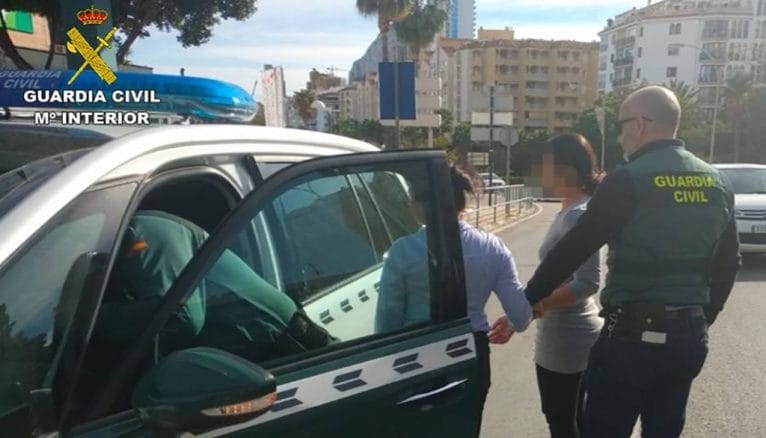 Las 2 detenidas en noviembre por el método del abrazo