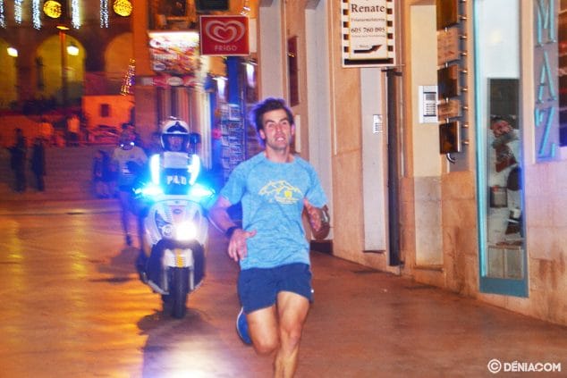 pla en el carrer cop