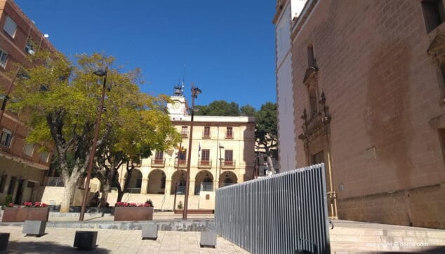 Imagen: Plaza de la Constitució