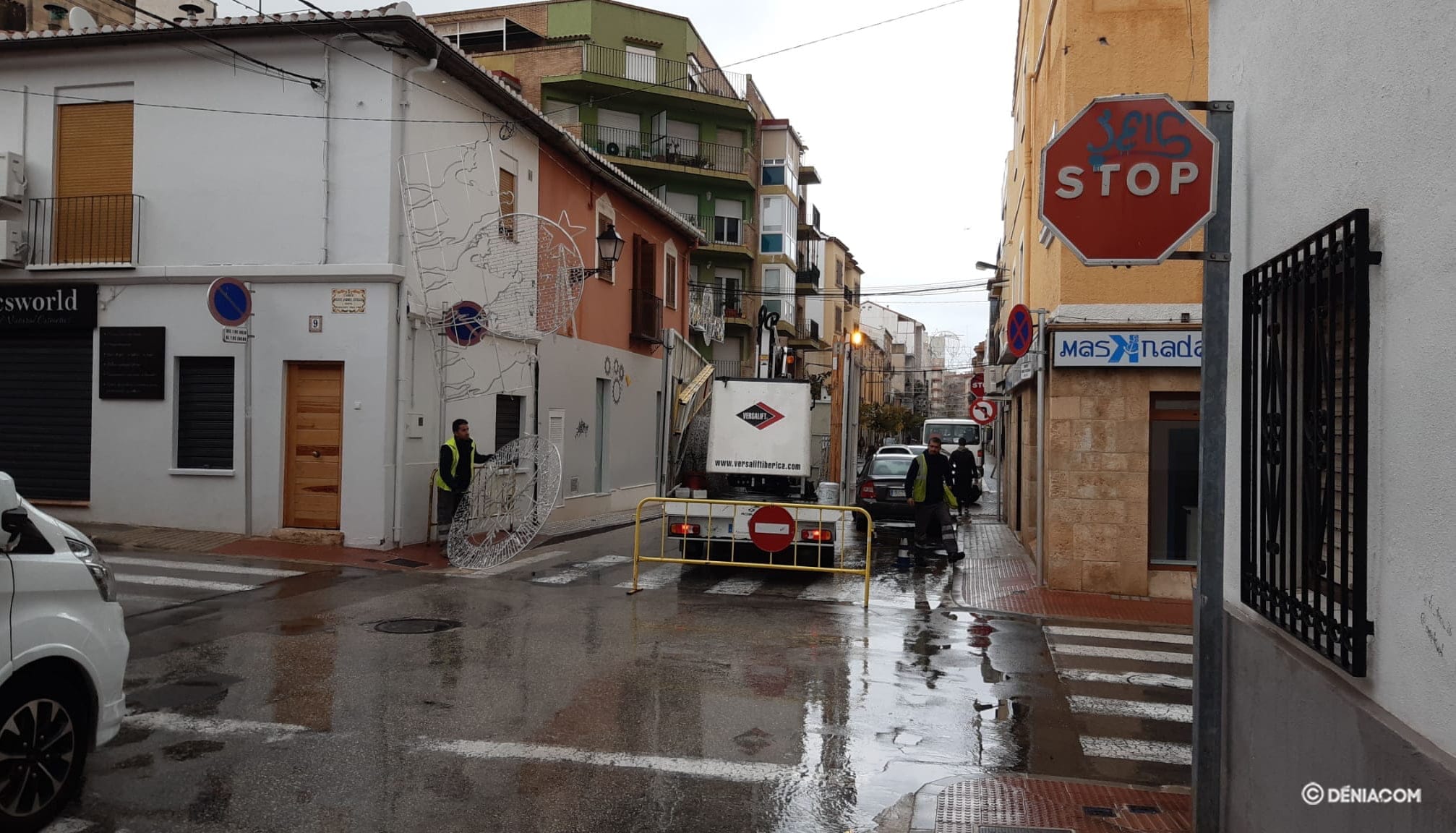 Imagen: Tareas de reparación de los desperfectos causados por el viento