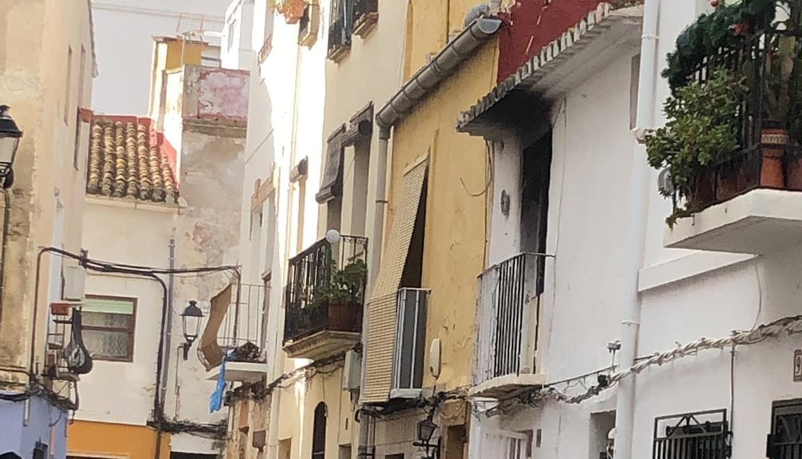 Imagen: Vivienda donde se ha originado el fuego