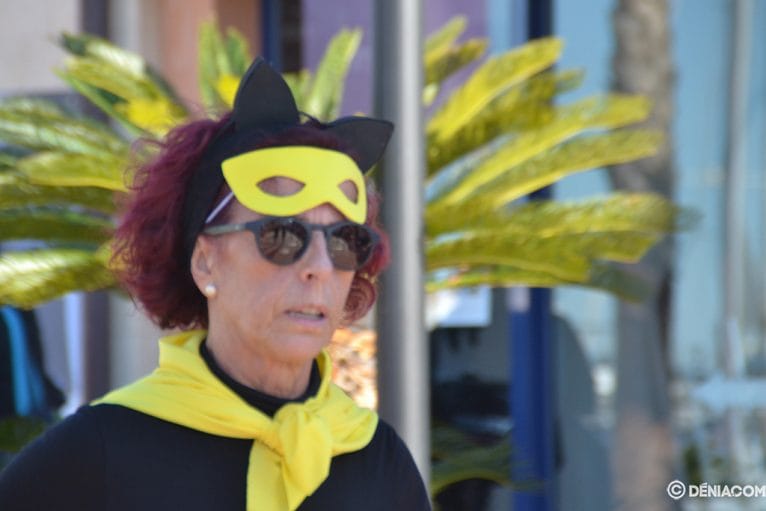 Antonia San Miguel con su disfraz