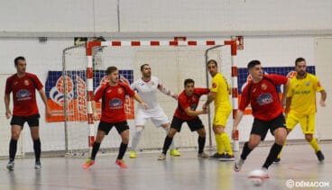 ataque del cfs mar sobre la porteria del palleja