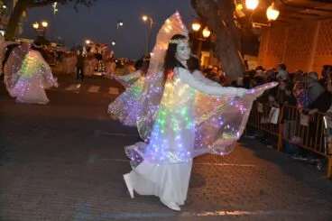 Bailarinas durante la cabalgata de los Reyes Magos de 2019