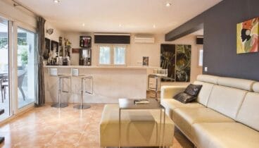 Barra para hacer vida en común en una casa de vacaciones – Quality Rent a Villa