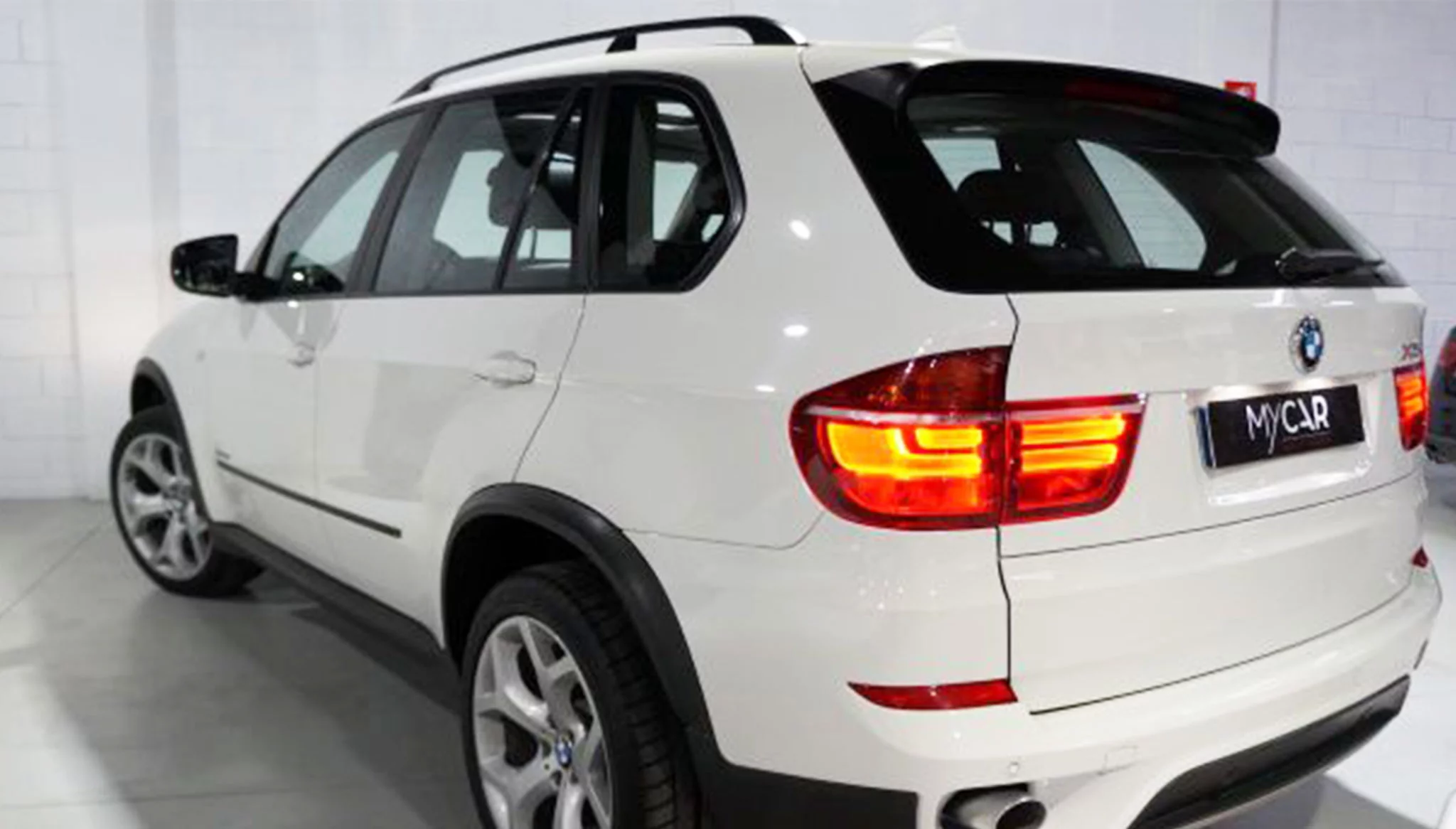 BMW X5 xDrive 40dA 4×4, SUV o pickup de segunda mano, vista trasera – MY CAR Select Autos