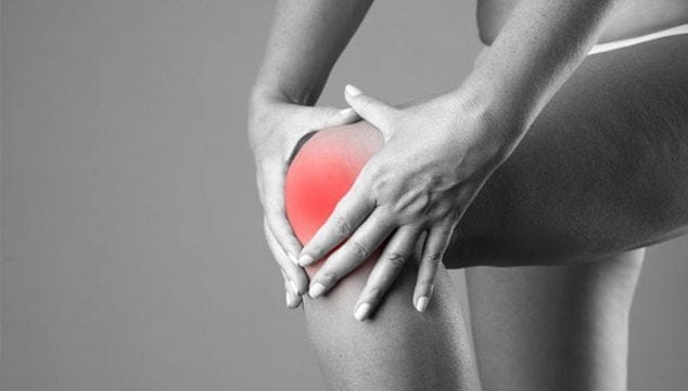 Soluciona tus problemas traumatológicos en Clínica Dr. Ballester 1 Imagen: Cirugía de rodilla en Dénia - Clínica Dr. Ballester