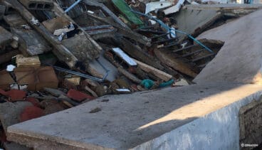 Gloria convierte en escombros las casas de Les Deveses