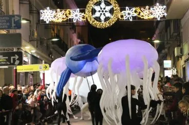 La cabalgata de 2020 sube por calle Diana