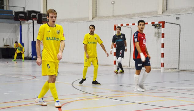 Imagen: Nico en un partido del Mar Dénia