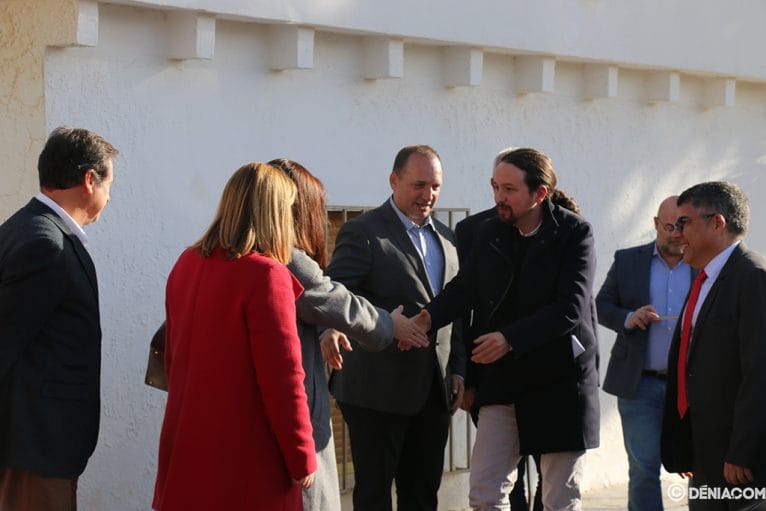 Pablo Iglesias comprueba el alcance de los daños en Dénia  04
