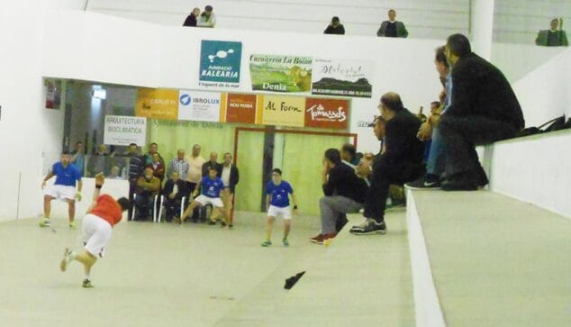 Imagen: Partida del Raspall en el Trinquet El Rovellet de Dénia
