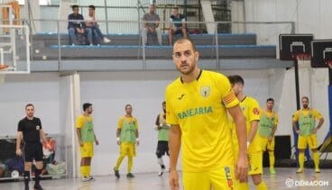 blai capitan del cf mar denia durante un partido