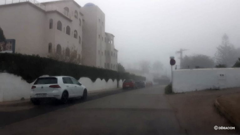 Low visibility on the roads of Dénia