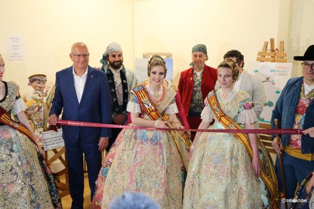 inauguracion exposicion del ninot 2020 04