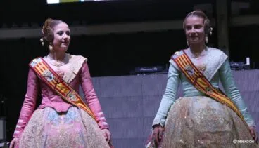 La Falleras Mayores de Dénia en el Sopar del Germanor